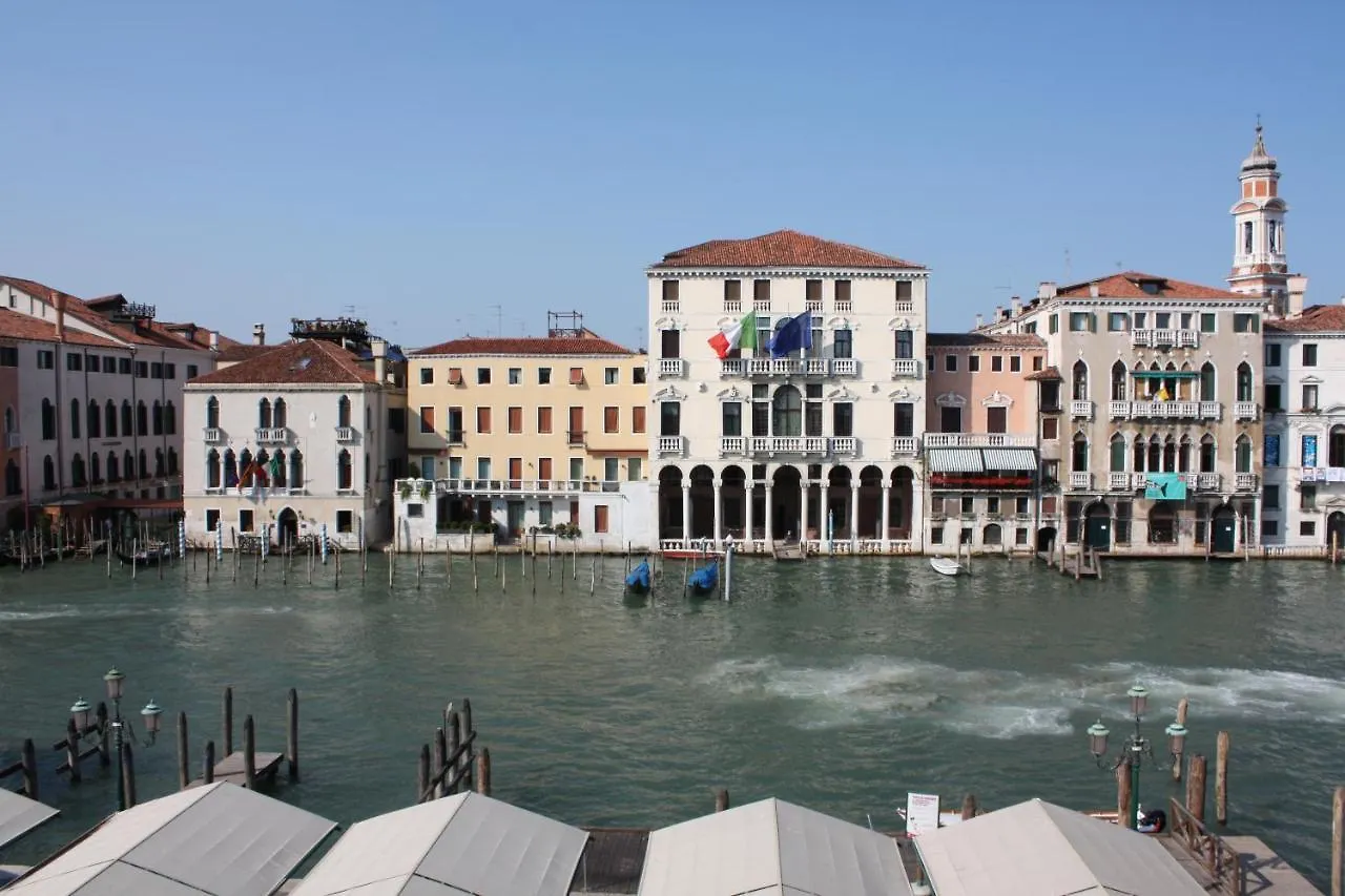 Rialto Grand Canal View Apartment Venice